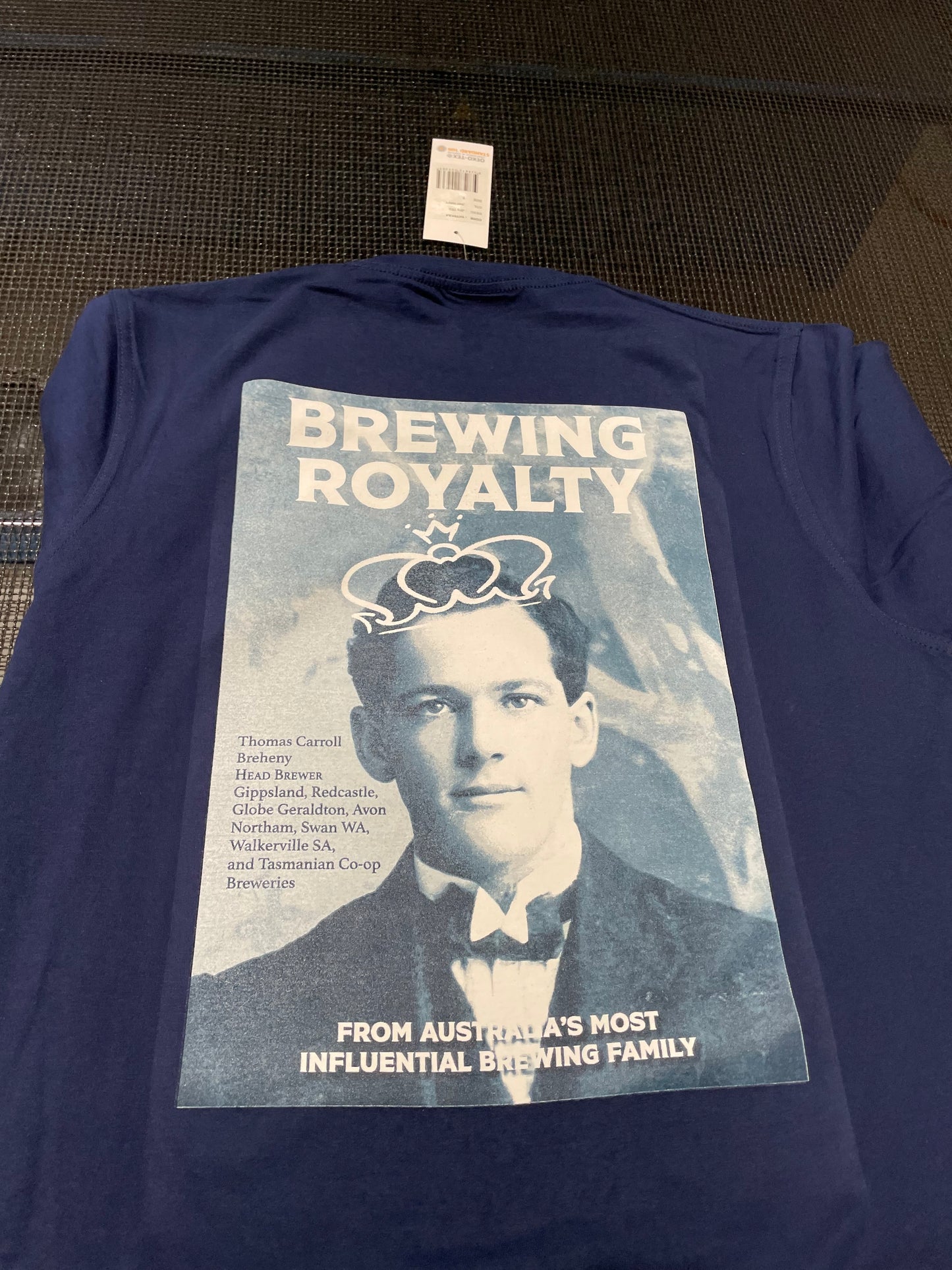 Brewing Royalty T-shirt - Navy Blue